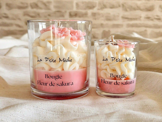 Duo de bougies gourmandes Fleur de Sakura, parfum de Grasse floral, cire de soja et olive.