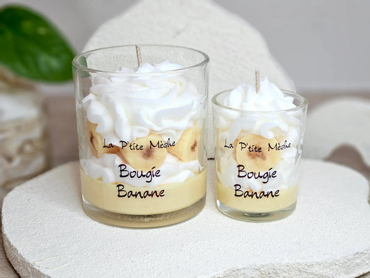 Ensemble de deux bougies gourmandes à la banane, formats 190g et 65g, pour une ambiance fruitée et sucrée.