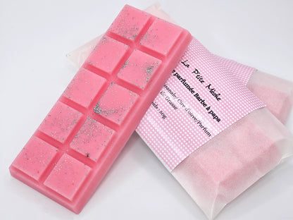 Fondant parfumé snapbar artisanal à la barbe à papa rose, décoré de paillettes
